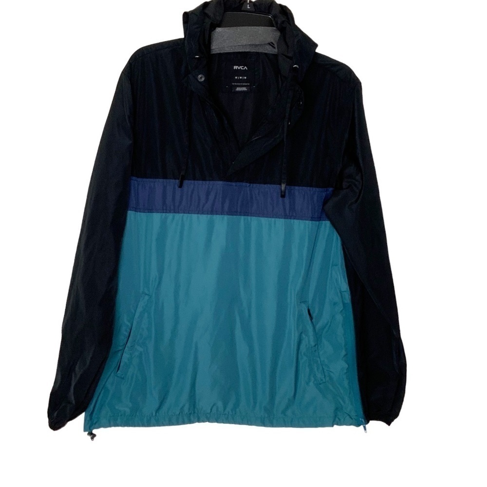 Rvca long sleeve windbreaker with hook and side zipper. Size M